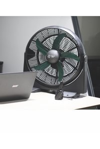 Techfit TF 8001 22 inç 3 Kademeli Yer Kullanımlı Kule Tipi Vantilatör