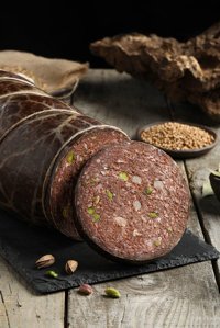 1001 Çiftliği Isıl İşlem Görmüş Acısız Manda Sucuğu Parmak 250 gr