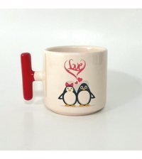 Mor Mürekkep Love Penguenler Baskılı Kırmızı Kulplu T Kupa