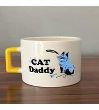 Mor Mürekkep Cat Daddy Baskılı Sarı Kulplu C Fincan