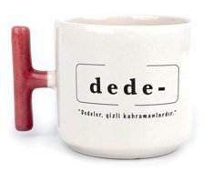 Mor Mürekkep Dede Baskılı Kırmızı Kulplu T Kupa