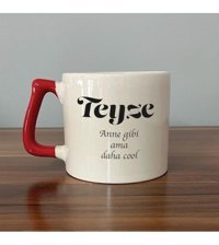 Mor Mürekkep Teyze Baskılı Kırmızı Kulplu D Kupa