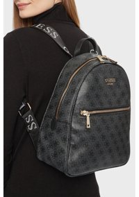 Guess Hwsg6995320 Coa Antrasit Kadın Sırt Çantası