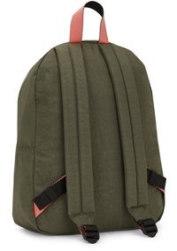 Kipling Curtis M Orta Boy Yeşil Strong Moss Ce 001 Yeşil Kadın Sırt Çantası