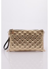 Dgn Baklava Dilimi Desenli 40042337R13931 Kadın Omuz Çantası Altın