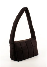 Luwwe Bag'S Puf Kumaş Destekli Kapitoneli Baget 20760 Kadın Omuz Çantası Siyah