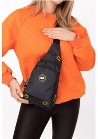 Yb Collection ıal3872 Unisex Su Geçirmez Kulaklık Çıkışlı Kadın Omuz Çantası Siyah