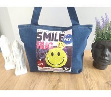 Otay Bag El Yapımı Smile Desenli Kot Kadın Omuz Çantası Çok Renkli