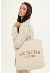Manuka Körüklü Kanvas Bez Weekend Kadın Omuz Çantası Ekru