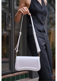 Gülşah Çaptı Bag Mıknatıs Kapamalı Kadın Omuz Çantası Beyaz