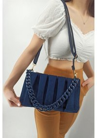 Çlk Accessories Zincirli Nubuk Büzgü Deri Tr12180 Kadın Omuz Çantası Lacivert
