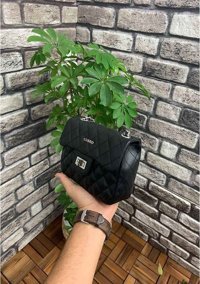 Alithestereo Lisinya359 Capitone Zincirli Deri Kadın Omuz Çantası Siyah