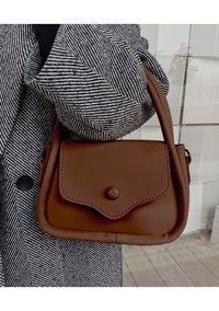Cirphicollection Düğmeli Kadın Omuz Çantası Kahverengi