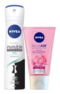 Nivea İnvisible Black&White Pudrasız Ter Önleyici Antiperspirant Sprey Kadın Deodorant 150 ml