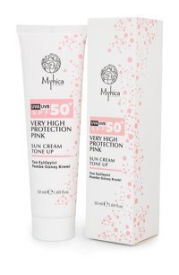 Myhica 50 Faktör Tüm Ciltler İçin Leke Karşıtı Nemlendirici Yağsız Suya Dayanıklı Yüz Güneş Kremi 50 ml