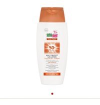 Krem Sun Care 50 Faktör Tüm Ciltler İçin Leke Karşıtı Nemlendirici Yaşlanma Karşıtı Aydınlatıcı Yağsız Suya Dayanıklı Yüz ve Vücut Güneş Kremi 50 ml