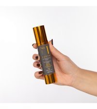 Luxen 50 Faktör Tüm Ciltler İçin Leke Karşıtı Nemlendirici Yağsız Suya Dayanıklı Yüz ve Vücut Güneş Kremi 50 ml