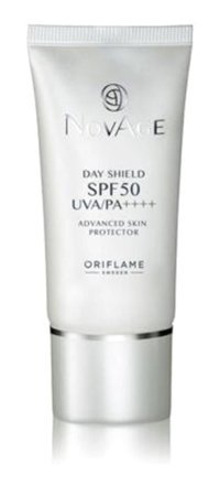 Oriflame Novage 50 Faktör Tüm Ciltler İçin Leke Karşıtı Nemlendirici Yağsız Suya Dayanıklı Yüz ve Vücut Güneş Kremi 30 ml