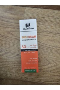 Max Naturel 50 Faktör Tüm Ciltler İçin Leke Karşıtı Nemlendirici Yağsız Suya Dayanıklı Yüz ve Vücut Güneş Kremi 50 ml