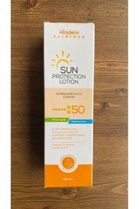 Mi̇raderm Pharma 50 Faktör Tüm Ciltler İçin Nemlendirici Suya Dayanıklı Yüz Güneş Kremi 50 ml