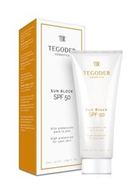 Tegoder Sun Block 50 Faktör Tüm Ciltler İçin Leke Karşıtı Nemlendirici Yağsız Suya Dayanıklı Yüz ve Vücut Güneş Kremi 50 ml