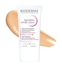 Bioderma Sensibio 30 Faktör Tüm Ciltler İçin Leke Karşıtı Nemlendirici Yağsız Suya Dayanıklı Yüz ve Vücut Güneş Kremi 40 ml