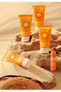 Faberlic Leto 30 Faktör Tüm Ciltler İçin Leke Karşıtı Nemlendirici Yağsız Suya Dayanıklı Yüz Güneş Kremi 50 ml