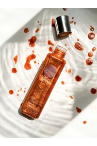 Boyra Brilliant 50 Faktör Tüm Ciltler İçin Leke Karşıtı Nemlendirici Yağsız Suya Dayanıklı Yüz ve Vücut Güneş Kremi 50 ml