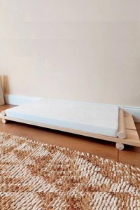 Alyones Ayaklı Tek Fonksiyonlu 63x39x4 cm Minder Kedi Yatağı Beyaz