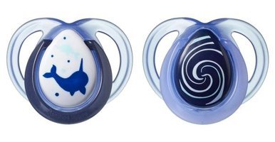 Tommee Tippee 0-6 Ay Fosforlu Delikli Ortodontik Kauçuk 2'li Emzik Lacivert