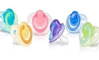 Nuby 0-6 Ay Delikli Damaklı Silikon Emzik Mavi