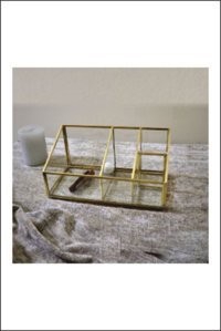 Noya Box & Terrarium NY-MK 0111 Kapaklı Bölmeli Makyaj Organizeri Şeffaf