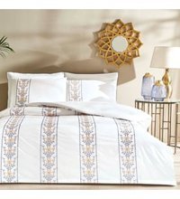 Linens Carme Brode Pamuklu 4 Mevsim 200 x 220 cm Çarşaflı Desenli Çift Kişilik Nevresim Takımı Beyaz