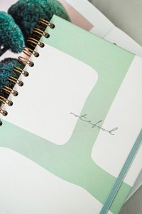 Matt Notebook Soyut A5 Kareli Orta Boy Yeşil Not Defteri