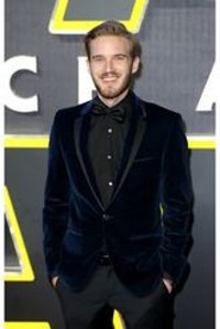 Genel Markalar A4 60 Yaprak Kareli Telli Sert Kapak 1 Adet Pewdiepie Okul Defteri
