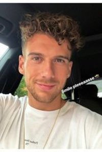 Animeandyourworld A4 60 Yaprak Kareli Telli Sert Kapak 1 Adet Leon Goretzka Okul Defteri