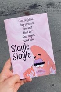 Namgo A5 24 Yaprak Çizgisiz Dikişli Karton Kapak 1 Adet Slay Doğdum Slay Yaşarım Okul Defteri Pembe