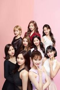 Animeandyourworld A4 60 Yaprak Kareli Telli Sert Kapak 1 Adet Twice Okul Defteri