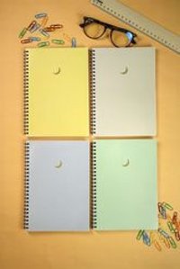 Smile Notes A5 80 Yaprak Çizgisiz Telli Karton Kapak 4'lü Okul Defteri