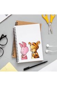Bizimmasalımız Winnie The Pooh A5 60 Yaprak Çizgisiz Telli Sert Kapak 1 Adet Winnie The Pooh Okul Defteri