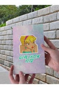 Namgo A5 24 Yaprak Çizgisiz Dikişli Karton Kapak 1 Adet Winx Okul Defteri