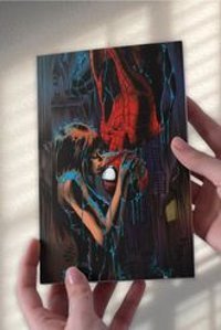 Namgo A5 24 Yaprak Çizgisiz Dikişli Karton Kapak 1 Adet Spiderman Okul Defteri