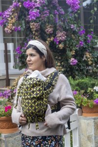 Huggyberry Sarı-Siyah Wrap Sling