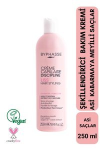 Byphasse Liss Silikonsuz Sülfatsız Nemlendirici Keratinli Boyalı Saçlar Tüm Saçlar İçin Durulanmayan Kadın Saç Kremi 250 ml