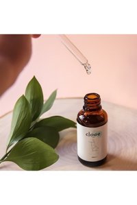 Clooe Organics Tummy Organik Ada Çaylı Bademli Hindistan Cevizli Papatyalı Bebek Masaj Yağı 30 ml