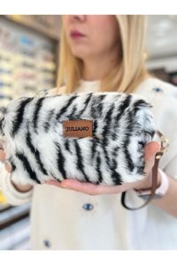 Juliano Beyaz Siyah Zebra Desenli Peluş Kumaş Mini Boy Seyahat Makyaj Çantası