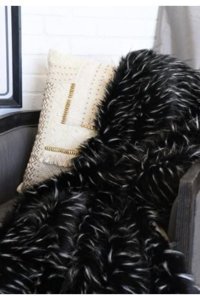 Mer Home Polyester Peluş Süngersiz Siyah Tekli Koltuk Örtüsü 130x150 cm