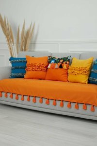 Aisha's Design KO-26 Polyester Örgü Püsküllü Süngersiz Düz Turuncu Tekli Koltuk Örtüsü 90x210 cm