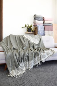 Mutlu Çeyiz Diamond Pamuklu Saçaklı Süngersiz Çizgili Haki Tekli Koltuk Örtüsü 180x300 cm