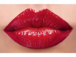 Faberlic Glam Team 8 Koyu Kırmızı Parlak Krem Lipstick Ruj